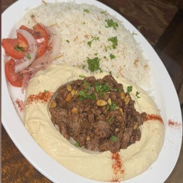 Hummus with Meat Dinner.