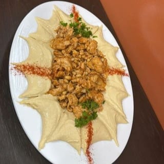 Hummus with Chicken Dinner